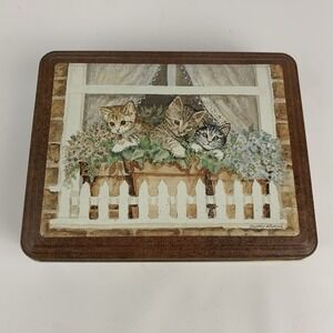 Vintage Tabby Kittens Cats in Flower Pots Picket Fence Collectible Tin 6"x7.5"‎